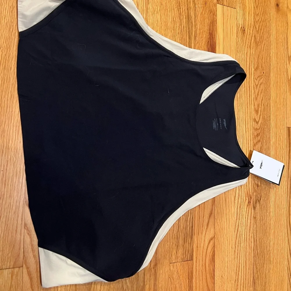 Nike cropped yoga